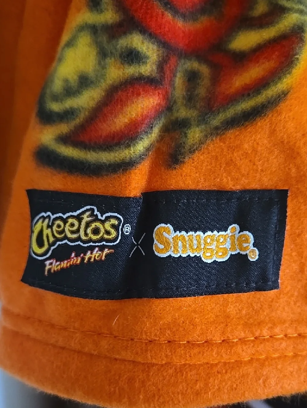 Snuggie Cheetos Flamin' Hot Blanket Unisex Orange & Yellow Men Women Gift Y2k